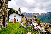 Valsesia, alpe di Cangello (Campertogno), l'oratorio di S. Bernardo